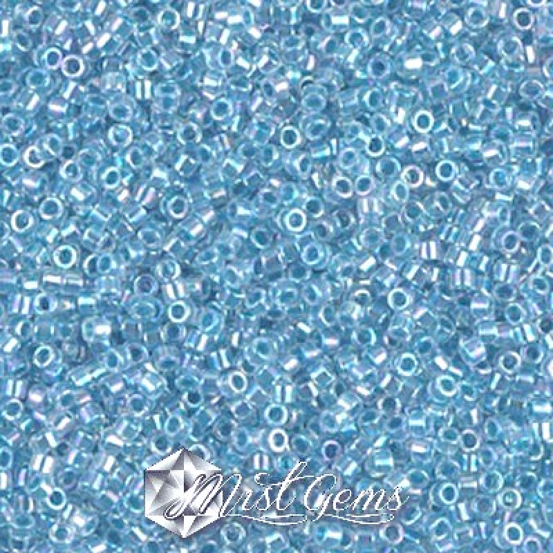 Delica 11/0 DB 0076 (DB76) Lined Light Blue AB