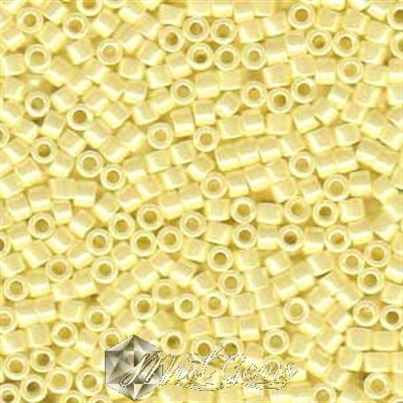 Delica 11/0 DB 1531 Opaque Pale Yellow Ceylon