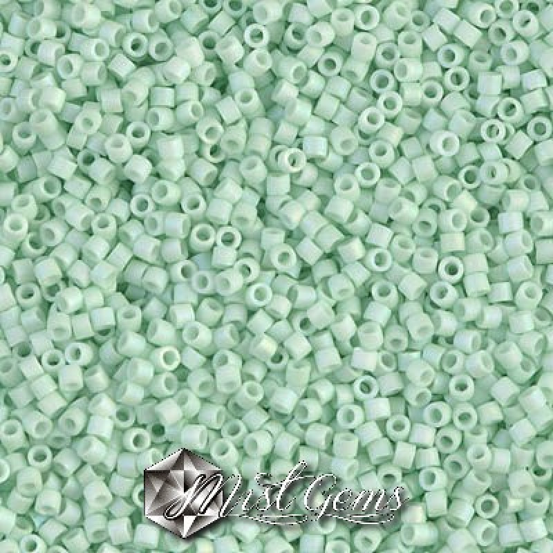 Delica 11/0 DB 1526 Matted Opaque Light Mint AB